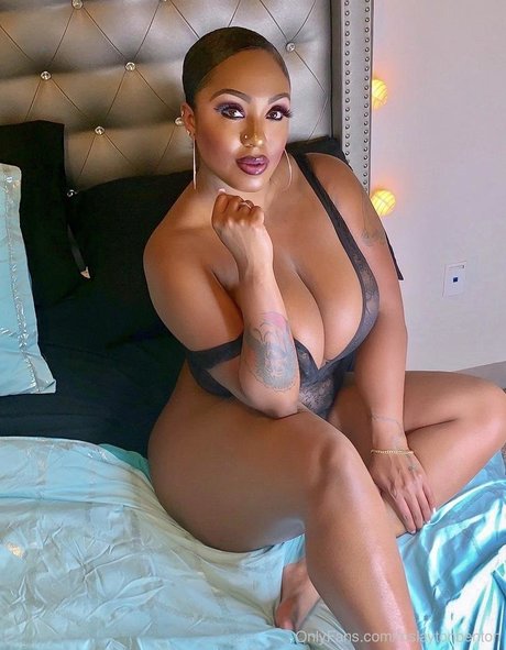 Layton Benton