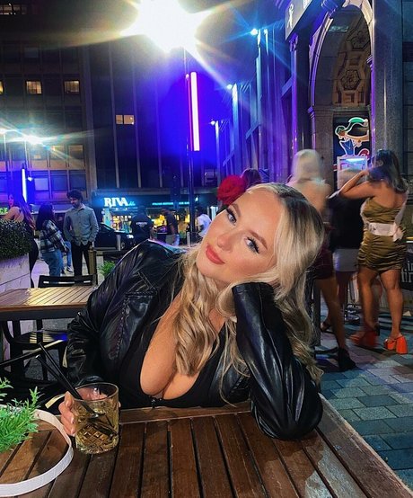 Helayna Birkett