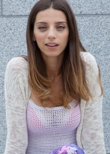 Foto di nudo di fuga di OnlyFans di Angela Sarafyan