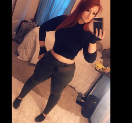 Foto di nudo di fuga di OnlyFans di Alexis Marie