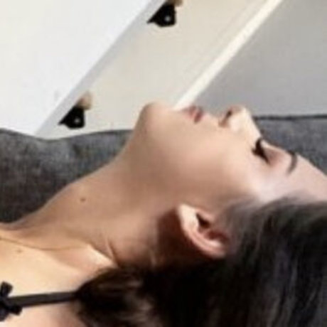 Foto di nudo di fuga di OnlyFans di Mamiii111
