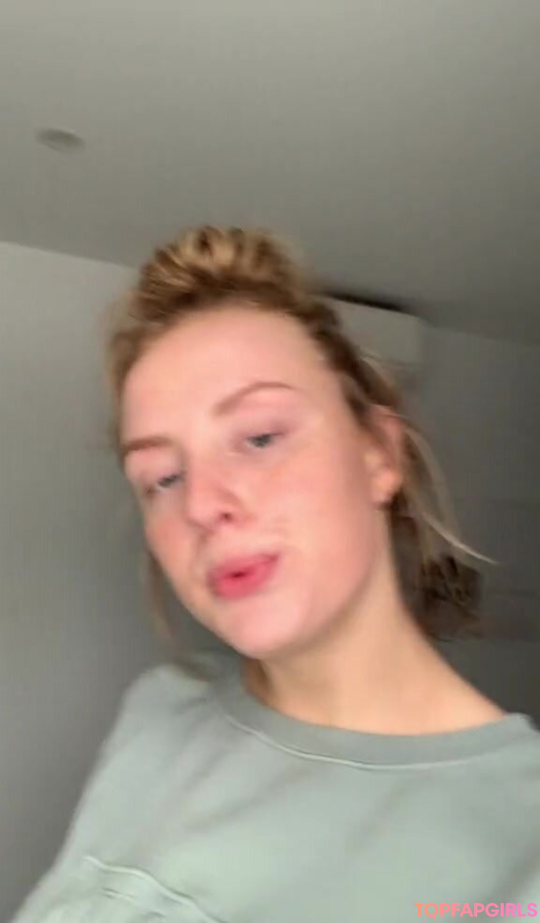 Foto di nudo di fuga di OnlyFans di Charlotte Page #35 Foto di nudo di fuga di OnlyFans di Charlotte Page #35