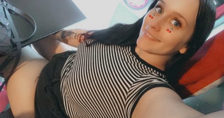 Foto di nudo di fuga di OnlyFans di Shellycream