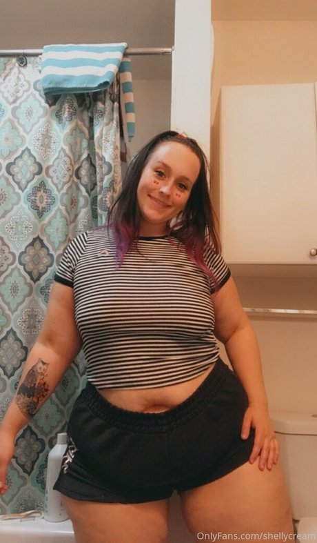 Foto di nudo di fuga di OnlyFans di Shellycream