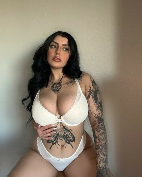 Foto di nudo di fuga di OnlyFans di Diannav