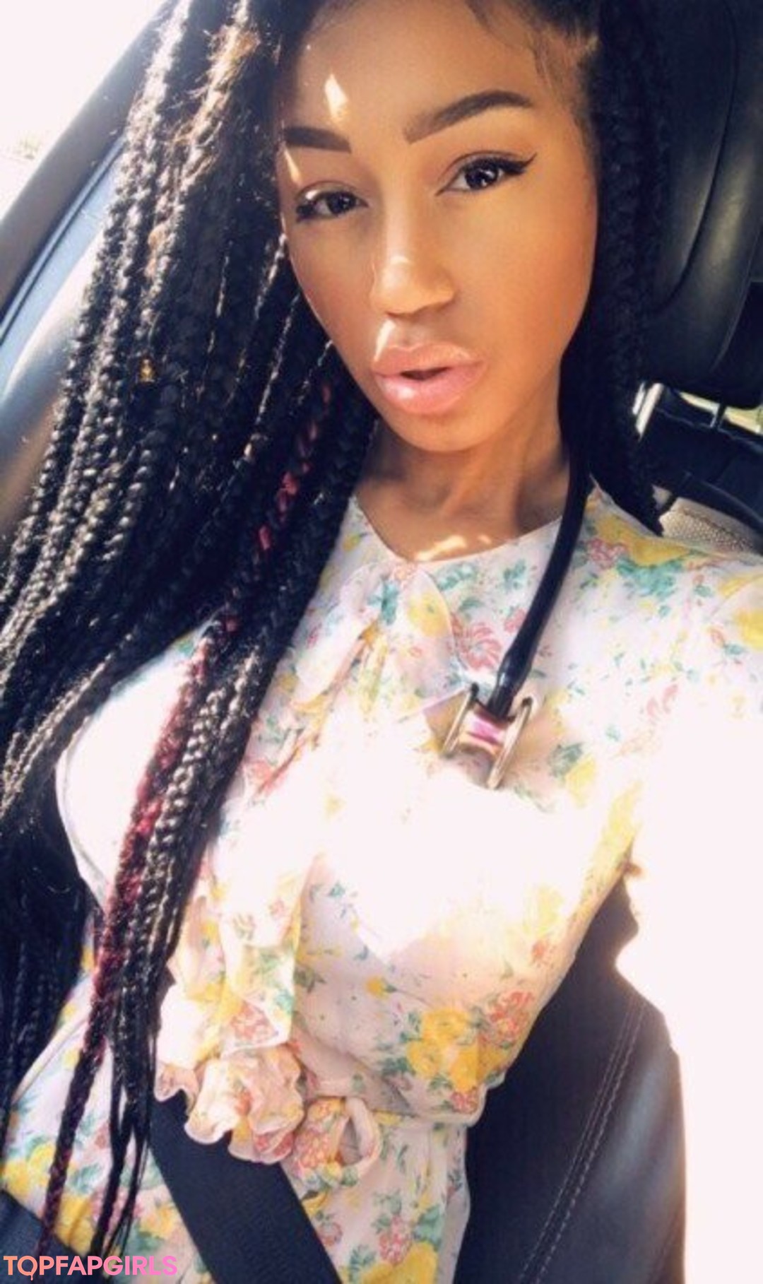 Foto di nudo di fuga di OnlyFans di Nia Simone #126 Foto di nudo di fuga di OnlyFans di Nia Simone #126