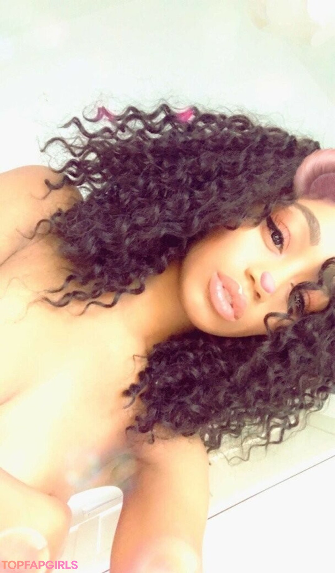 Foto di nudo di fuga di OnlyFans di Nia Simone #48 Foto di nudo di fuga di OnlyFans di Nia Simone #48