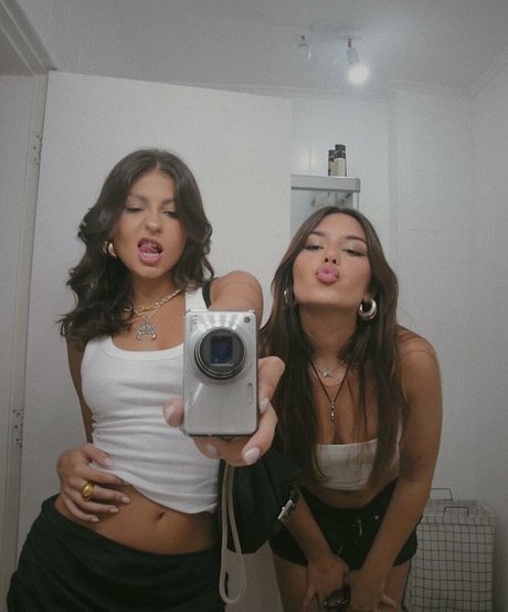 Foto di nudo di fuga di OnlyFans di Malu Camargo