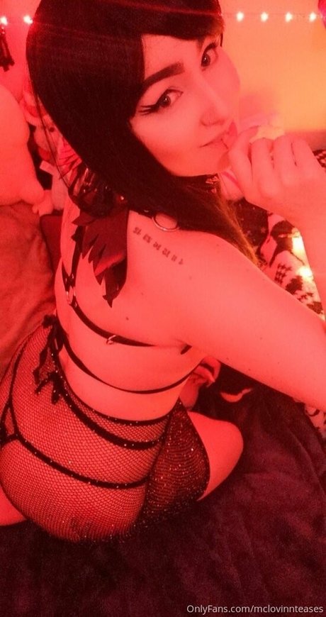 Foto di nudo di fuga di OnlyFans di Mclovinnteases