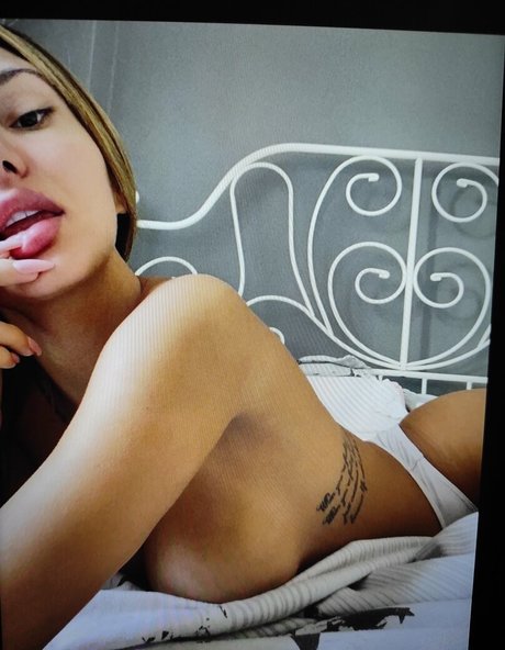 Foto di nudo di fuga di OnlyFans di Stella Marshall