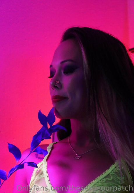 Foto di nudo di fuga di OnlyFans di Madamemeiko