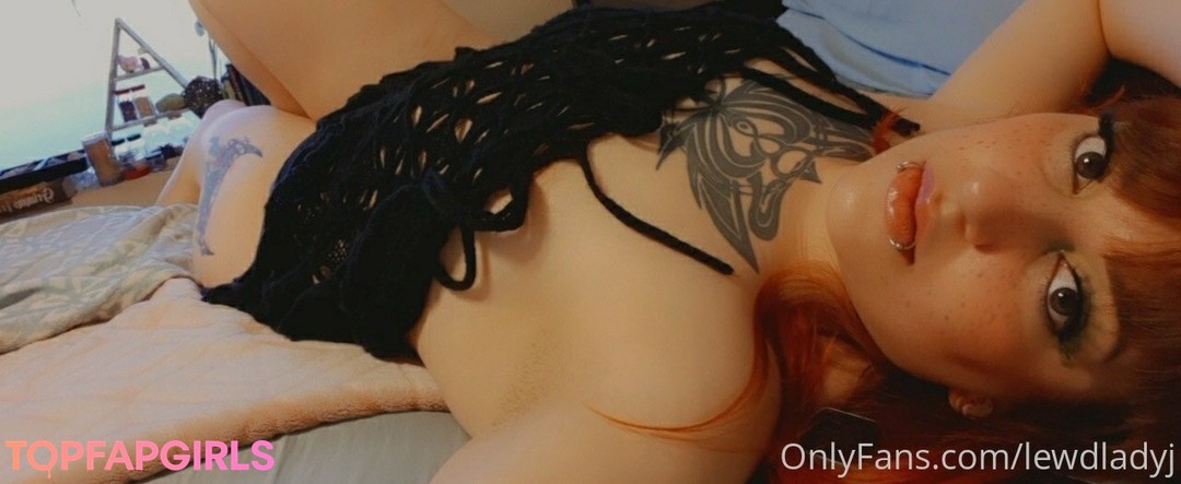 Foto di nudo di fuga di OnlyFans di Lewdladyj #106 Foto di nudo di fuga di OnlyFans di Lewdladyj #106