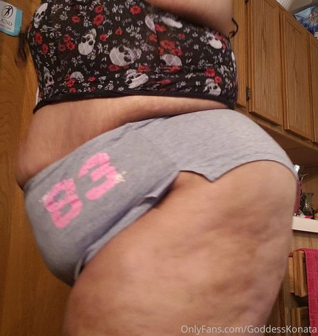 Foto di nudo di fuga di OnlyFans di Goddesskonata
