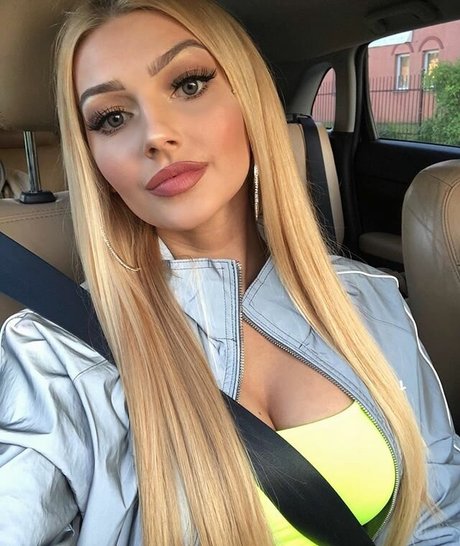 Foto di nudo di fuga di OnlyFans di Gabriella Szklarz