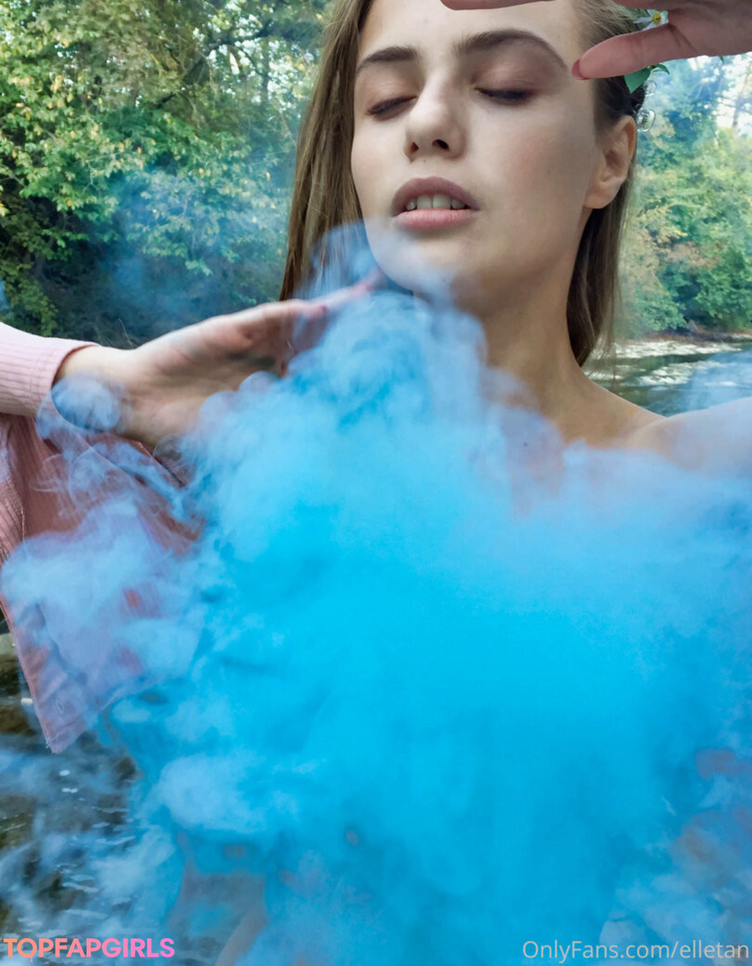 Foto di nudo di fuga di OnlyFans di Elle Tan #28 Foto di nudo di fuga di OnlyFans di Elle Tan #28