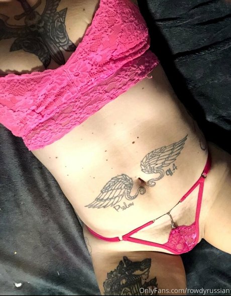 Foto di nudo di fuga di OnlyFans di Rowdyrussian