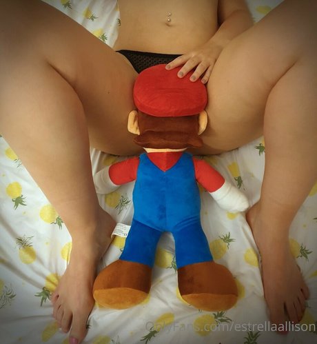 Foto di nudo di fuga di OnlyFans di Estrellaallison