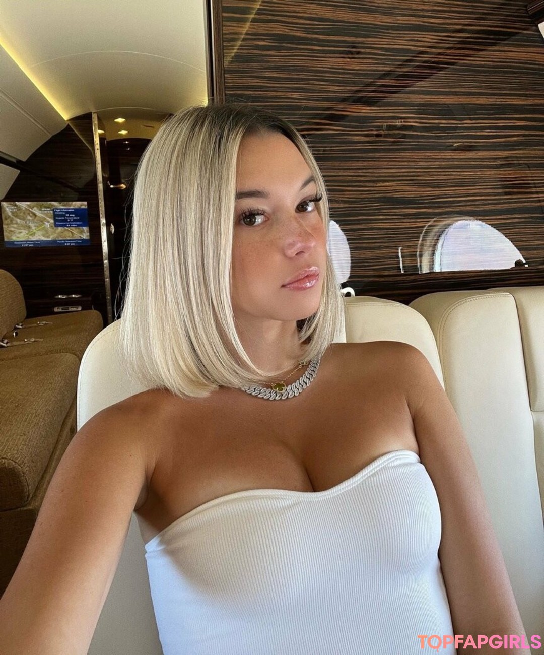Foto di nudo di fuga di OnlyFans di Sarah Snyder #49 Foto di nudo di fuga di OnlyFans di Sarah Snyder #49