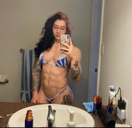 Foto di nudo di fuga di OnlyFans di Natasha Aughey
