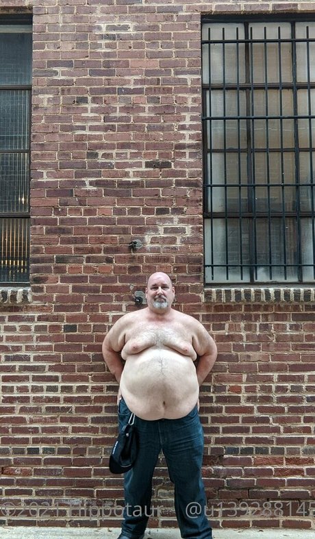 Foto di nudo di fuga di OnlyFans di Hippotaur