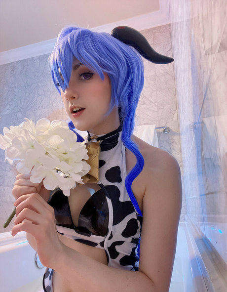 Mangoloo Cosplay