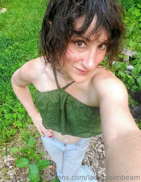 Ladymoonbeam