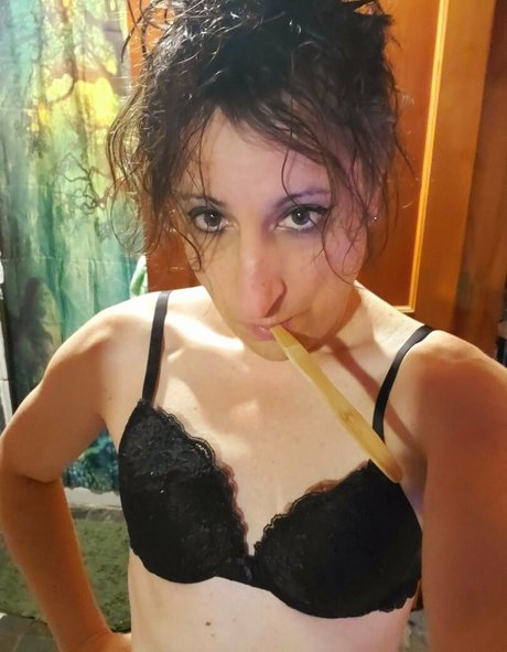 Foto di nudo di fuga di OnlyFans di Ladymoonbeam