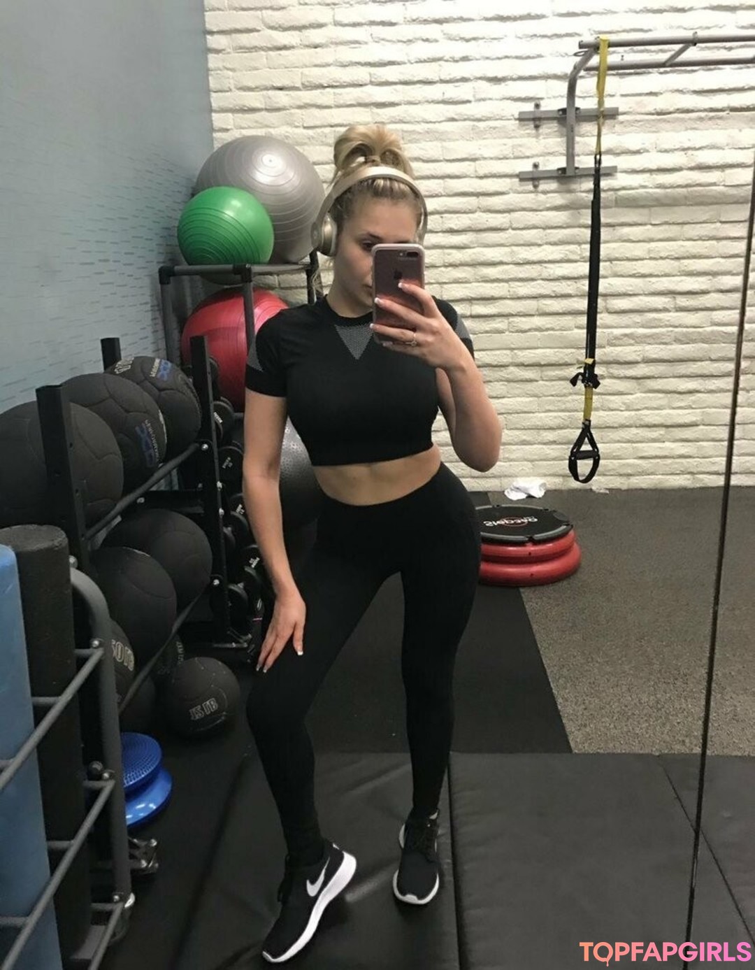 Foto di nudo di fuga di OnlyFans di Misshannahnicoleee #1091