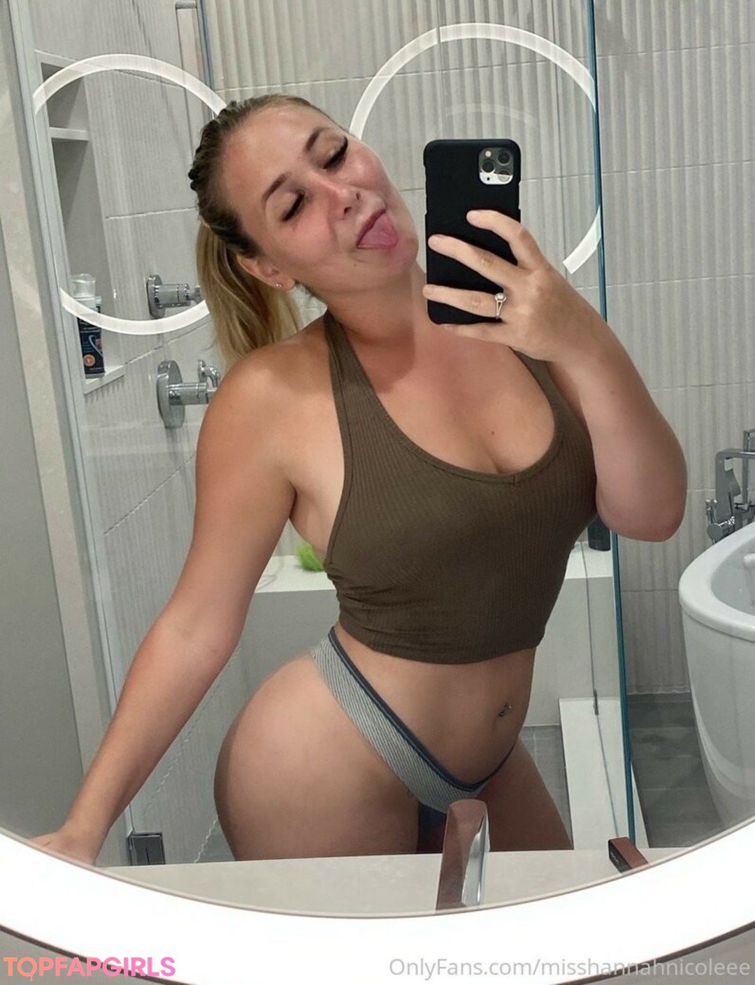 Foto di nudo di fuga di OnlyFans di Misshannahnicoleee #11 Foto di nudo di fuga di OnlyFans di Misshannahnicoleee #11