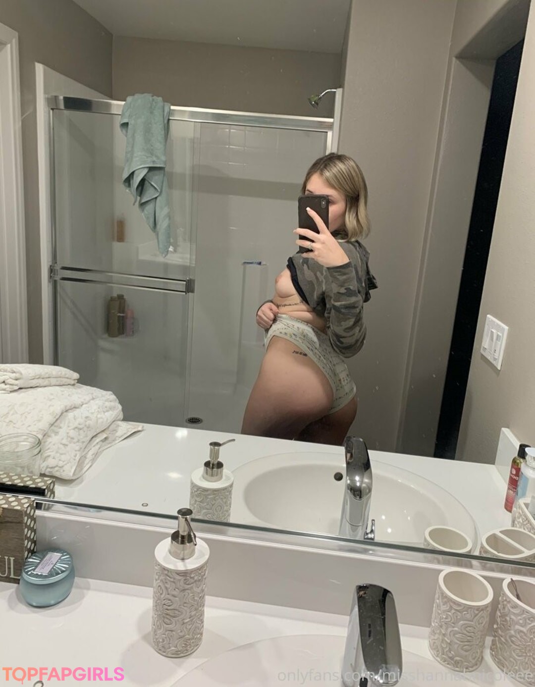 Foto di nudo di fuga di OnlyFans di Misshannahnicoleee #60 Foto di nudo di fuga di OnlyFans di Misshannahnicoleee #60