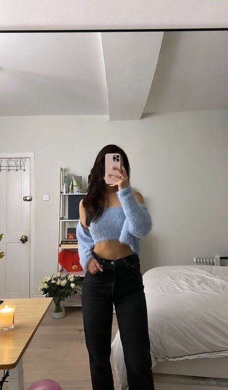 Foto di nudo di fuga di OnlyFans di Karagii
