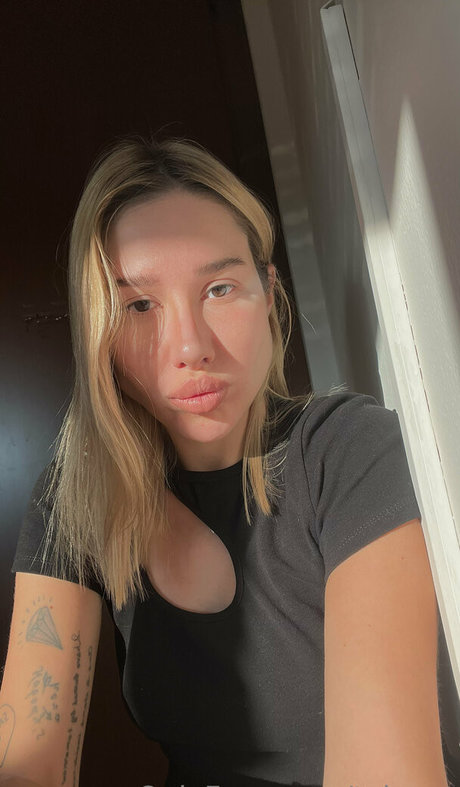 Kira_evans