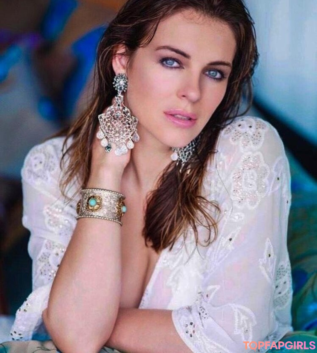 Foto di nudo di fuga di OnlyFans di Elizabeth Hurley #144 Foto di nudo di fuga di OnlyFans di Elizabeth Hurley #144