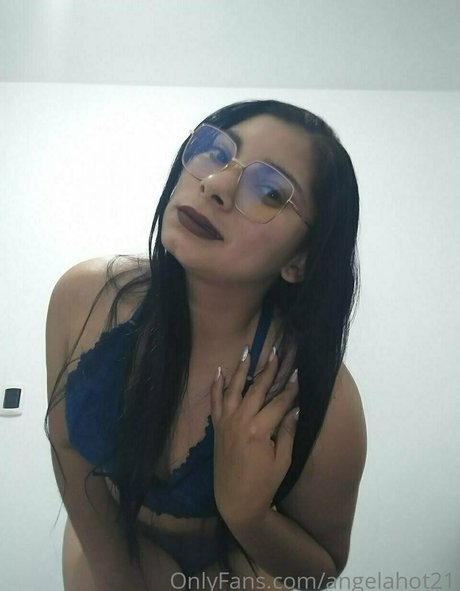Angelahot21