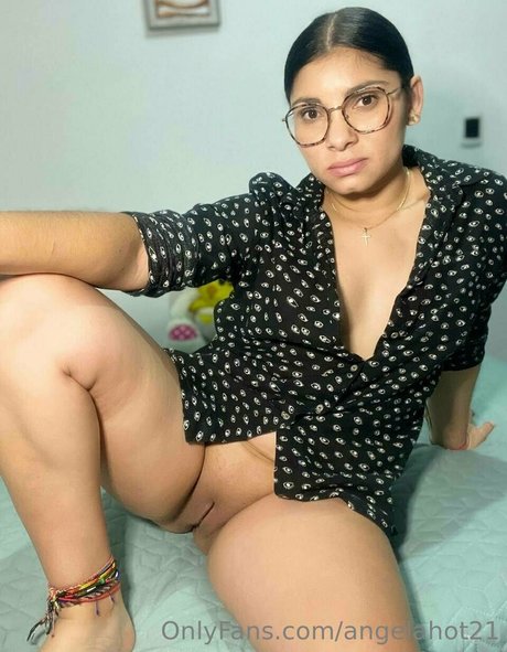 Angelahot21