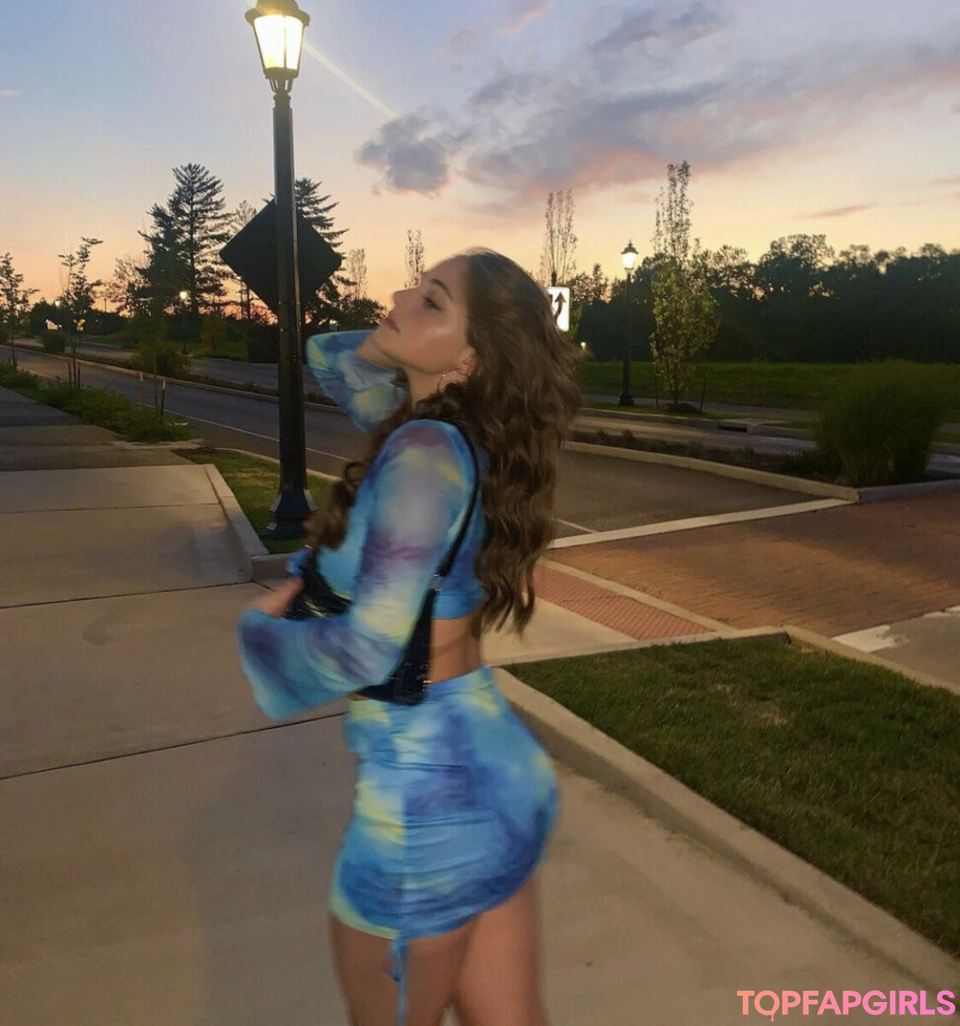 Foto di nudo di fuga di OnlyFans di Ray  Madalyn #1 Foto di nudo di fuga di OnlyFans di Ray  Madalyn #1