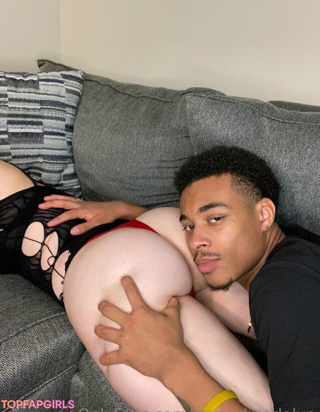 Foto di nudo di fuga di OnlyFans di Ray  Madalyn #19 Foto di nudo di fuga di OnlyFans di Ray  Madalyn #19