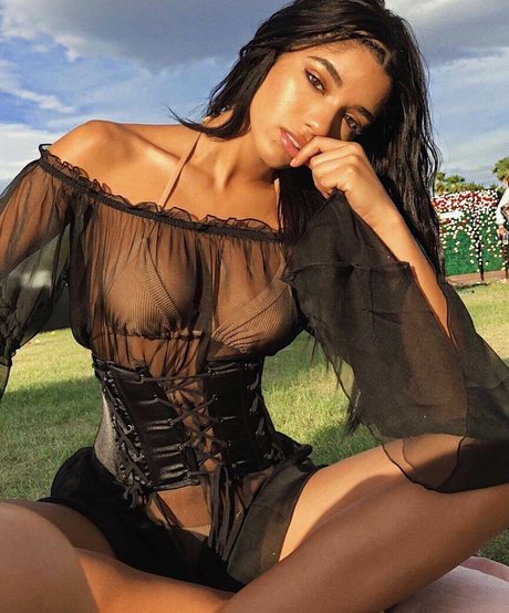 Foto di nudo di fuga di OnlyFans di Yovanna Ventura