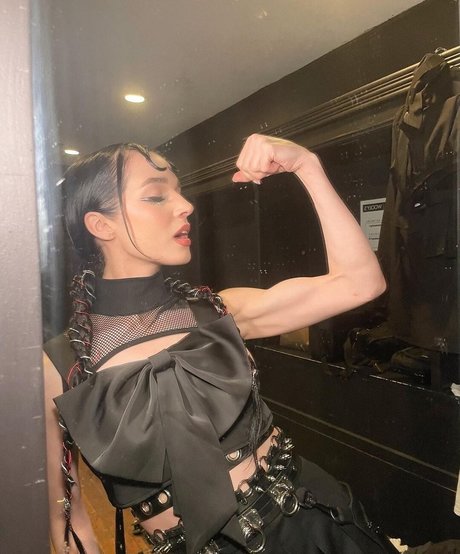 Foto di nudo di fuga di OnlyFans di Poppy