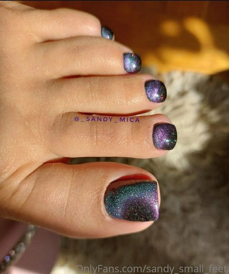 Sandy_small_feet