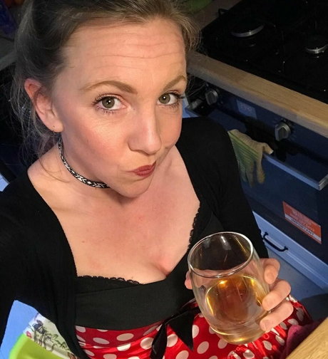 Foto di nudo di fuga di OnlyFans di Katy Yardley