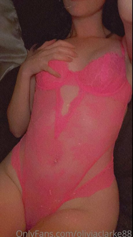 Foto di nudo di fuga di OnlyFans di Oliviaclarke88