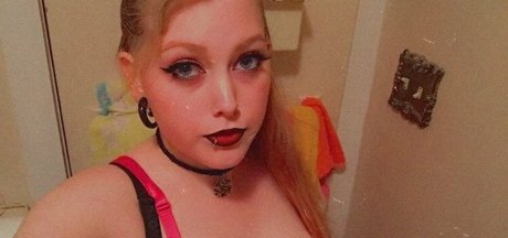 Foto di nudo di fuga di OnlyFans di Sinistershadow626