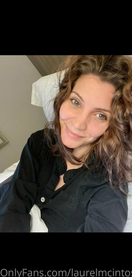 Foto di nudo di fuga di OnlyFans di Laurelmcintosh
