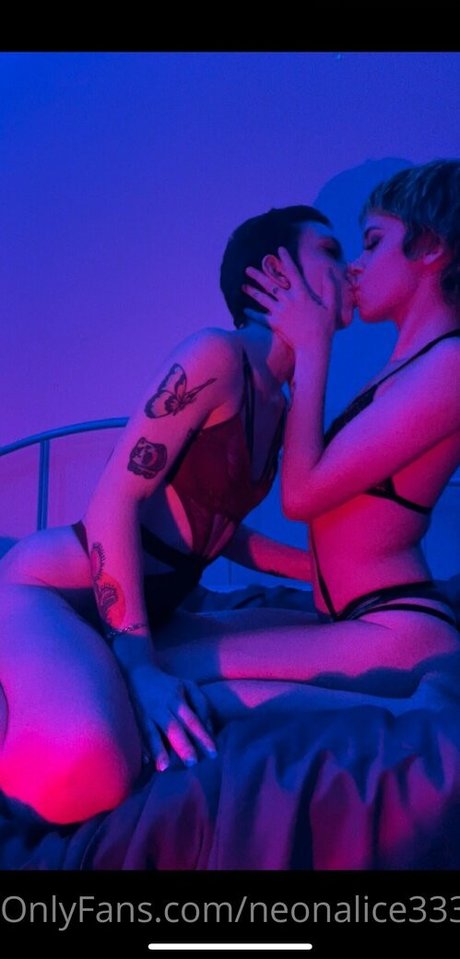 Neonalice333