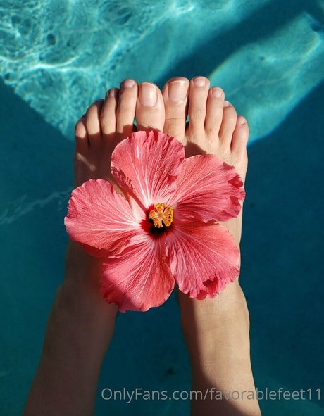 Favorablefeet11