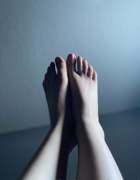 Foto di nudo di fuga di OnlyFans di Feetguurl
