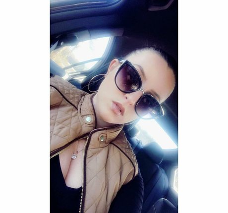 Foto di nudo di fuga di OnlyFans di Lizzy Maguire