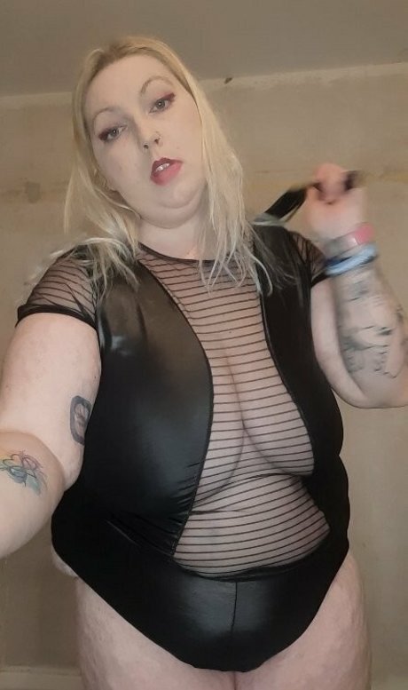 Foto di nudo di fuga di OnlyFans di Mistressmel1