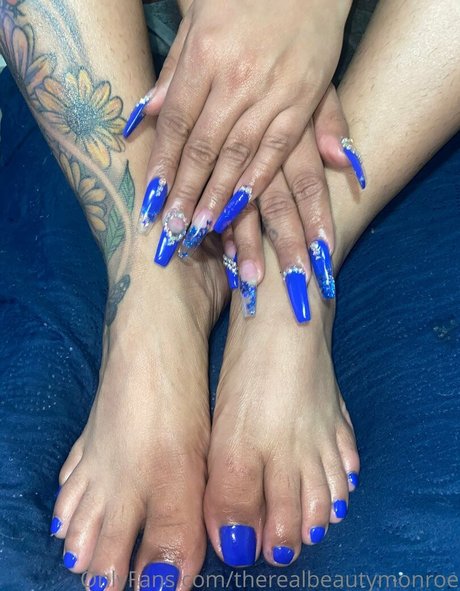 Therealbeautymonroe